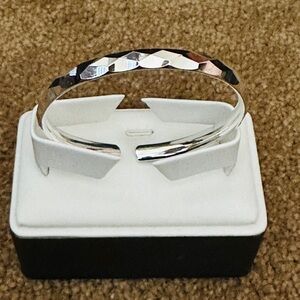 Silver Bangle (A-2)